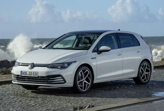 Volkswagen Golf (Manual, 1.4 L, 5 lugares)