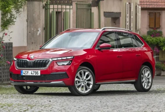 Skoda Kamiq (Manual, 1.5 L, 5 lugares)