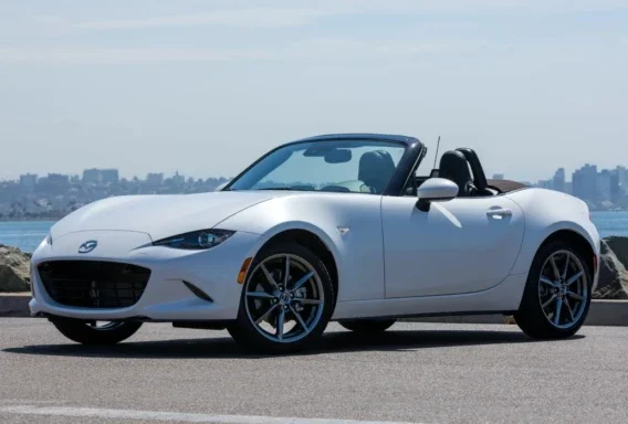 Mazda MX-5 Cabrio 2.0 (Manual, 2.0 L, 2 lugares)